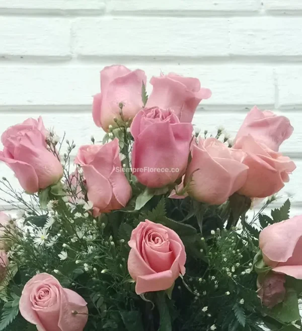 arreglo-de-rosas-rosadas-sencillo-encali